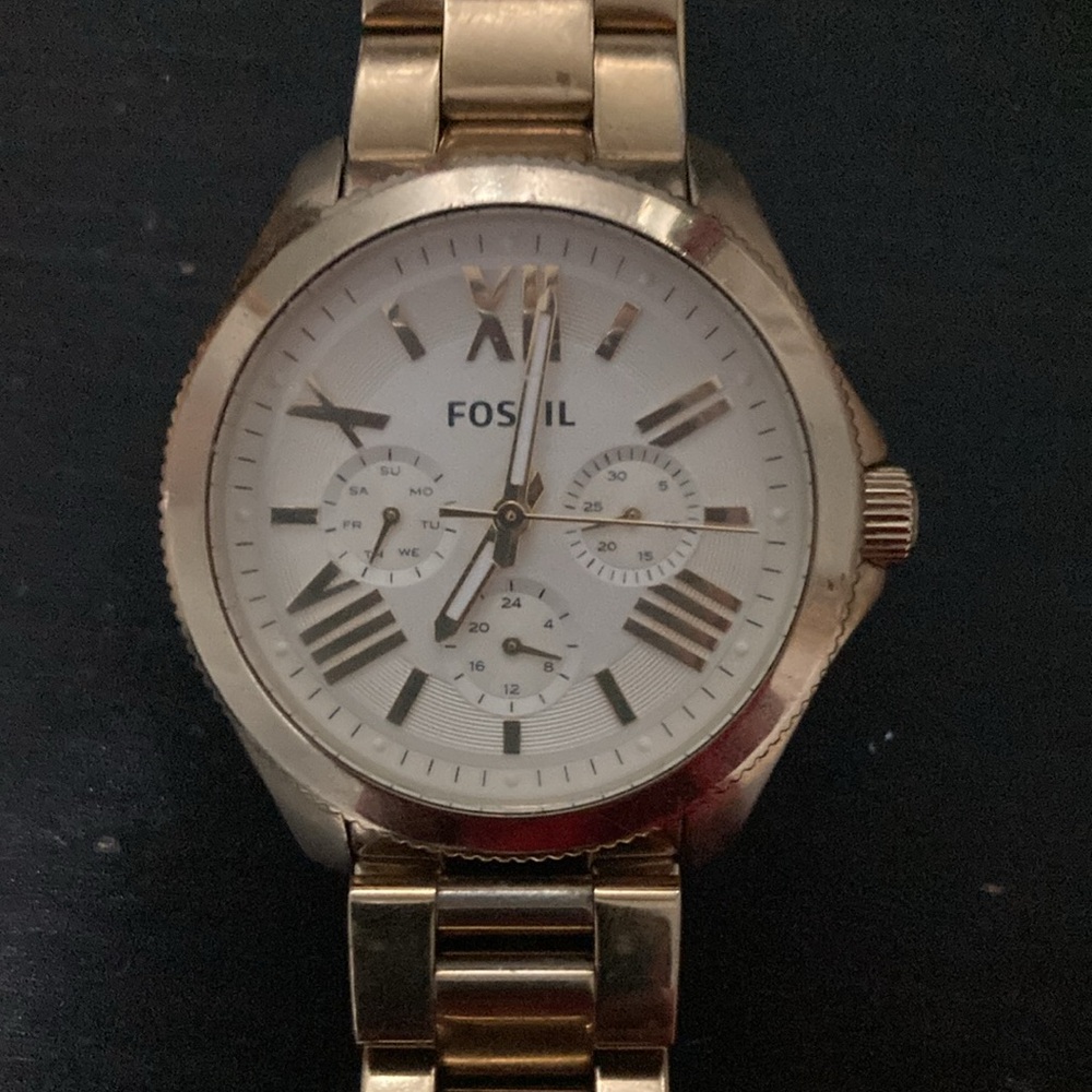 Watch - Picture 3 of 3